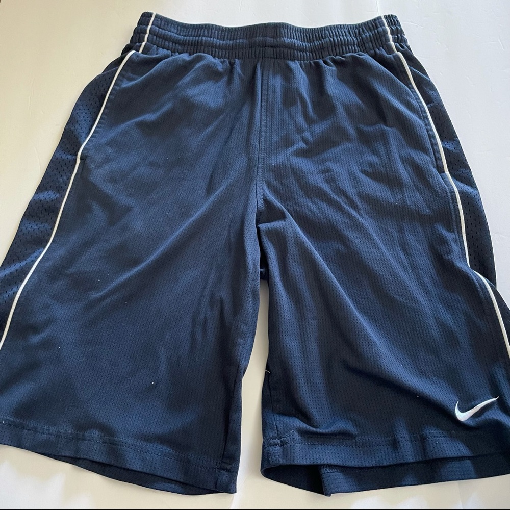 Nike basketball Dri fit shorts size medium